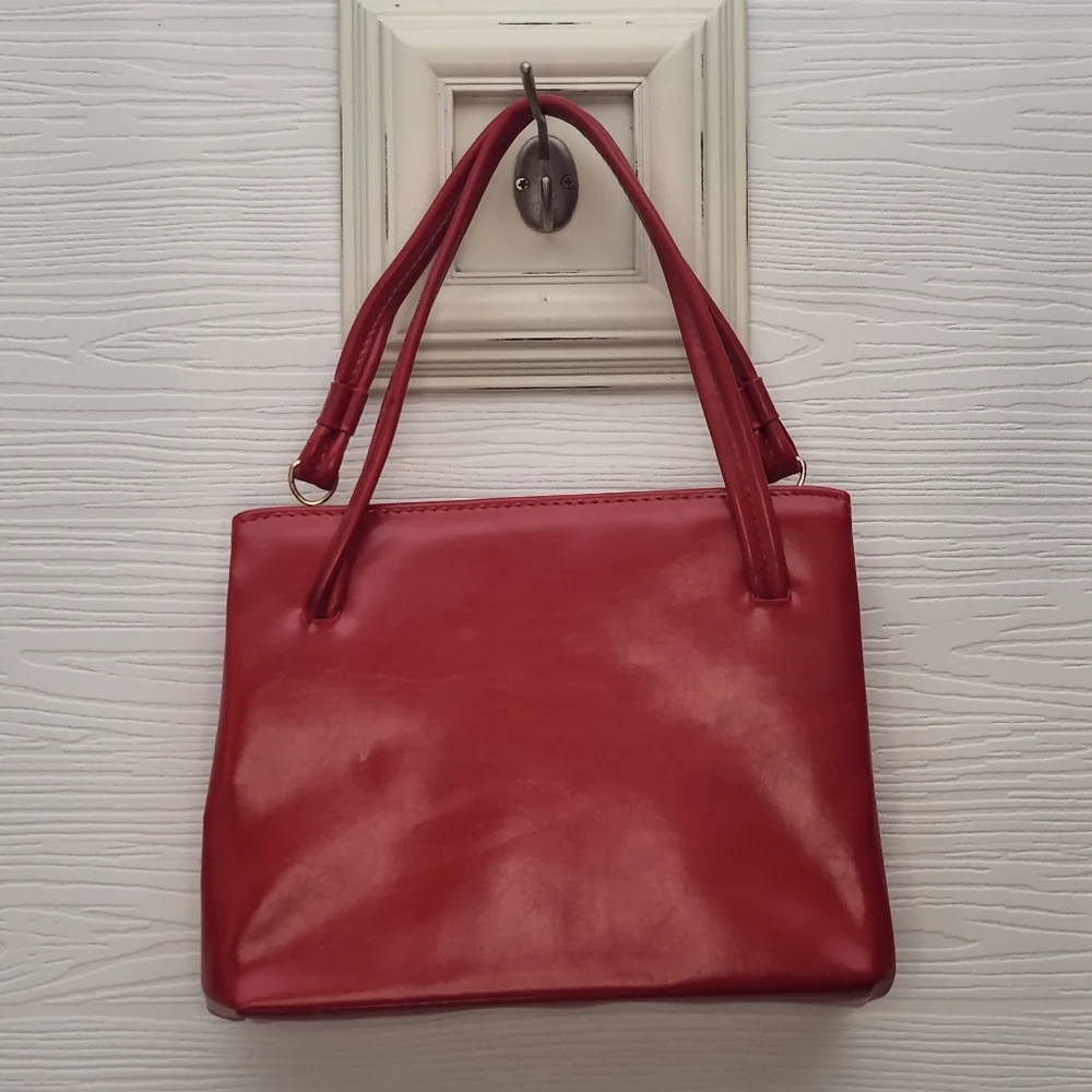 VTG 1950’s Red Faux Leather Handbag w/ Double Top Handles & Gold Hardware Read